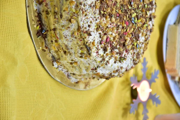 テーブルの上や休日のケーキ — ストック写真