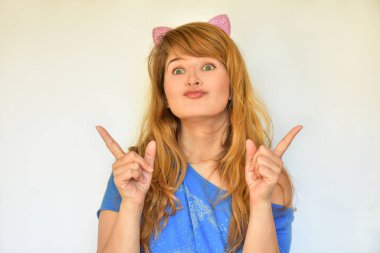 Güzel bir kadın portresi