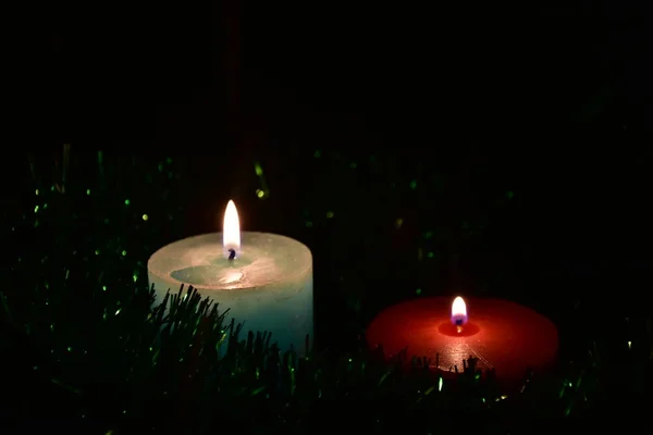 Vela Encendedor Sobre Fondo Negro — Foto de Stock