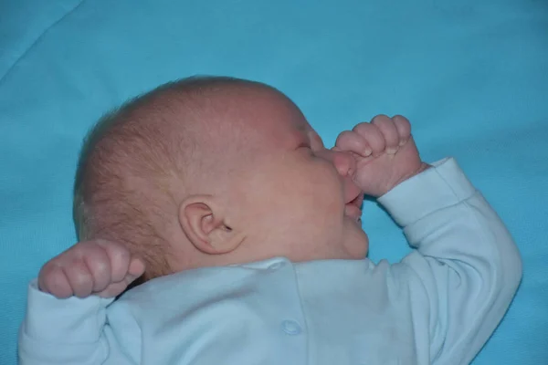 Neugeborenes Baby Auf Weißem Hintergrund — Stockfoto