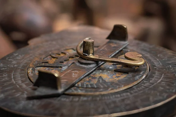 Astrolabe - an ancient tool to complete the picture of the world
