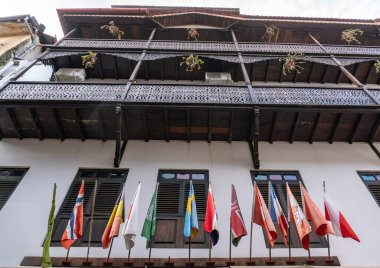 Taş Kasabası 'nda, Zanzibar' ın başkenti Bayraklı Beyaz Bina Faşizmi