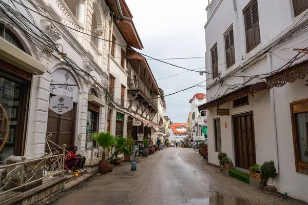 Yağmur Sonrası Stone Town Caddesi. Tanzanya 'da. Zanzibar Adası 'nın başkenti