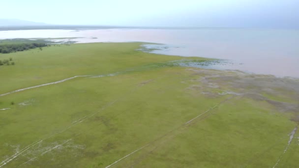 Vue Aérienne Panorama Au-dessus Du Parc National Du Lac Manyara à Soirée. La zone de concertation en Tanzanie près de Mto wa Mbu, Arusha. — Video