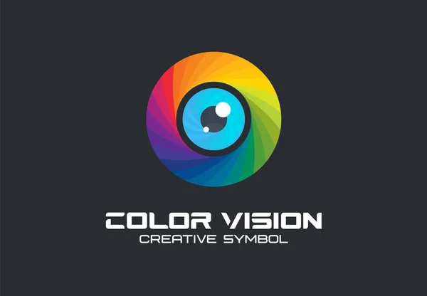 Kleur visie, camera oog creatief symbool concept. Digitale technologie, veiligheid, beschermen van abstracte Business logo idee. Pictogram van het regenboog spectrum. — Stockvector