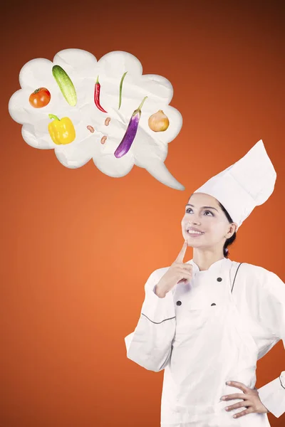 Portrait Femme Chef Regardant Les Ingrédients Alimentaires Tout Pensant Nouvelle — Photo