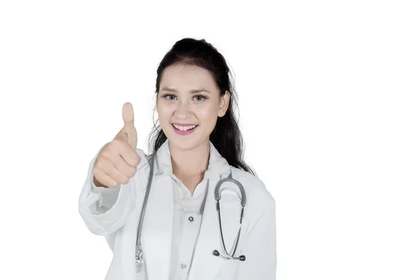 Close Bela Médica Mostrando Seu Polegar Câmera Isolado Fundo Branco — Fotografia de Stock