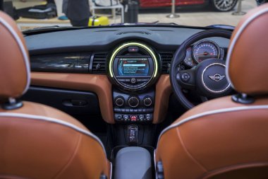 Tangerang - Endonezya. 14 Ağustos 2018: Mini Cooper araba Gaikindo Endonezya International Auto Show 2018, güzel iç