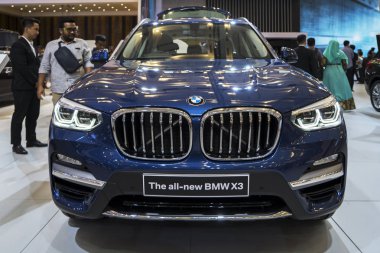 Tangerang - Endonezya. 14 Ağustos 2018: Gaikindo Endonezya International Auto Show 2018 bir durumda görüntülenen yeni Bmw X3 araba