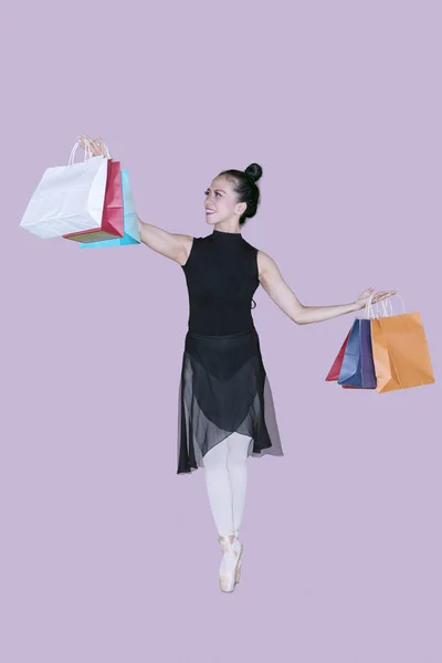 Portrait Asian Ballerina Carrying Paper Bags While Walking Tiptoe Pose — Stock Photo, Image