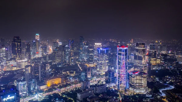 Jakarta Indonezji Grudnia 2018 Piękny Krajobraz Miasta Dżakarta Wieżowcami Świecące — Zdjęcie stockowe