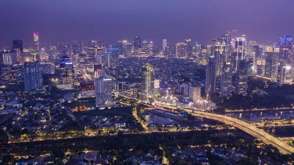Джакарта Індонезія Грудня 2018 Пташиного Польоту Сучасних Висотних Будівель Нічним — стокове фото