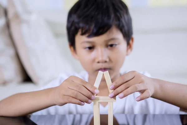Rüya Kavramı Ahşap Blokların Bir Inşa Küçük Çocuğun Resmini — Stok fotoğraf