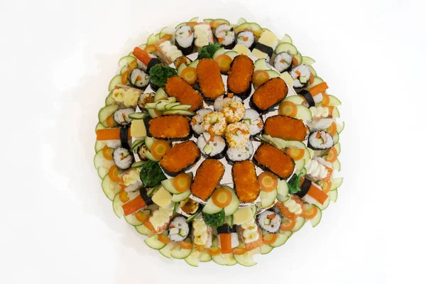 Verschiedene Arten von japanischem Sushi — Stockfoto