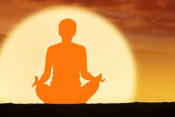 Woman meditating with Svadhisthana chakra — Stock Photo, Image