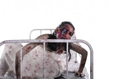 Yatakta sürünen ürkütücü kadın hayalet