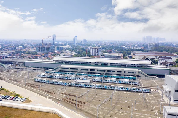 Bela estação de trem Lebak Bulus MRT em Jacarta — Fotografia de Stock