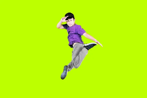 Male Dancer Jumping While Performing Break Dance Studio Green Screen — Stock Photo, Image