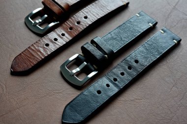 Saat kayışları, Beyaz üst dikişli Orijinal el sanatları İtalyan dana derisi deri, Şık kol saati kayışları Grubu, Erkek moda ve aksesuarları.