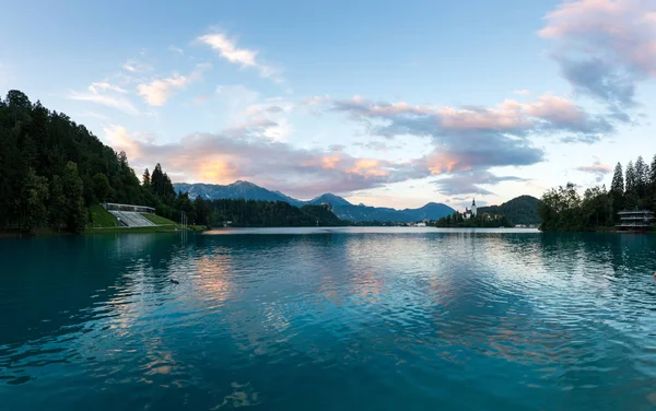 Puesta Sol Mágica Mística Sobre Lago Bled Eslovenia Hermosos Colores — Foto de Stock