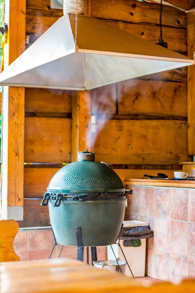 Velké Vejce Grilovací Zařízení Kouření Gril Restauraci — Stock fotografie