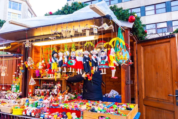 Mercado Navidad Invierno Juguetes Para Títeres Decoración Juguete Vintage Madera —  Fotos de Stock