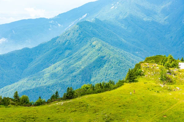 Slovenien Bergen Nära Kamnik Staden Velika Planina Betesmark Över Bergen — Stockfoto