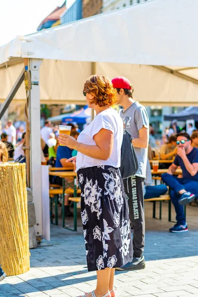 Brno Česká Republika 2020 Lidé Navštíví Festival Pivních Oslav Brně — Stock fotografie