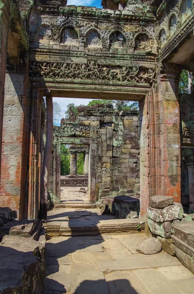 Funktionen Preah Khan Templet Anslutande Korridorer Och Sirligt Snidade Dörrar — Stockfoto