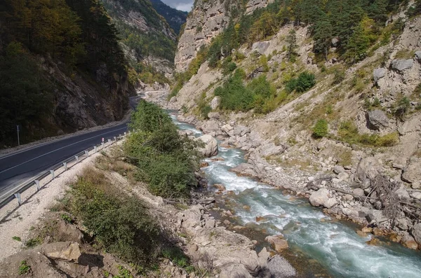 Gorge Řeky Assa Prázdná Cesta Příroda Cestování Rusko Severní Kavkaz — Stock fotografie