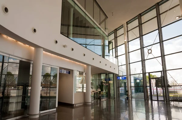 Главная Приемная Новом Международном Терминале Аэропорта Гибралтаре — стоковое фото