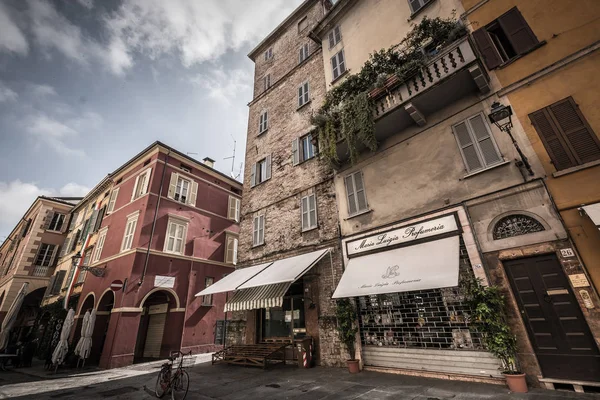 Old Parma City Centre Street Scene — Stock Photo, Image