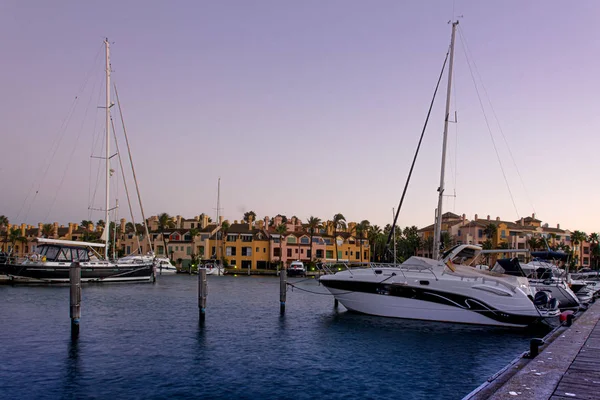 Endülüs 'te Sotogrande kentleşmesi ve Marina