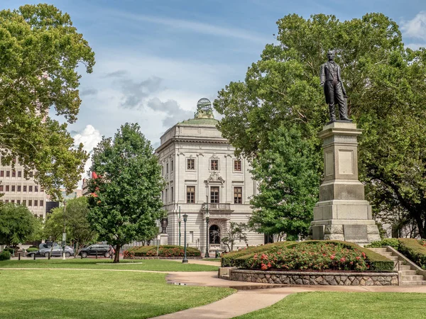 Lovely Peaceful Lafayette Square New Orleans Louisiana — Stock Photo, Image