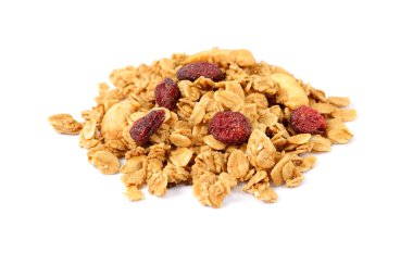 Beyaz arka plan üzerinde izole kurutulmuş Frambuaz kahvaltılık gevrek ile yulaf Granola