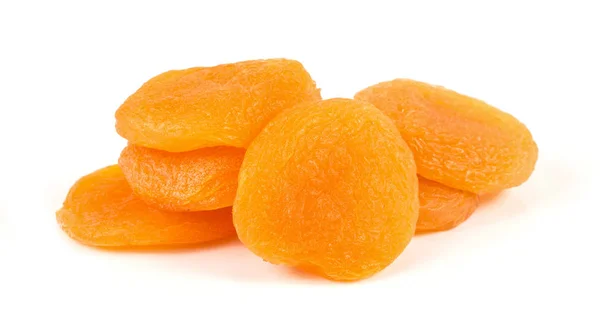 Torkade aprikoser isolerad på vit — Stockfoto