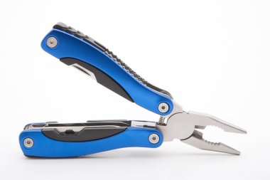 tam olarak gelişeceğini multitool izole üzerinde beyaz arka plan