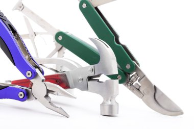 tam olarak gelişeceğini multitool izole üzerinde beyaz arka plan