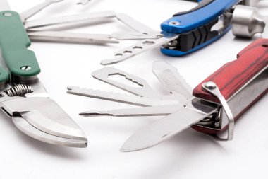 tam olarak gelişeceğini multitool izole