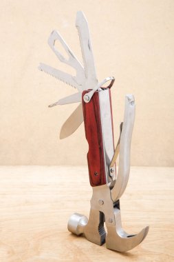 tam olarak gelişeceğini multitool izole