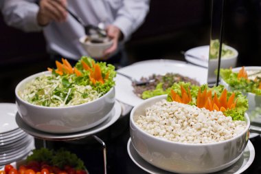 Açık büfe kahvaltı, self servisi, Otelde Ziyafet.