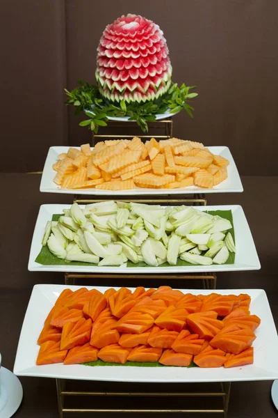 Esculturas Frutas Mesa Buffet — Fotografia de Stock