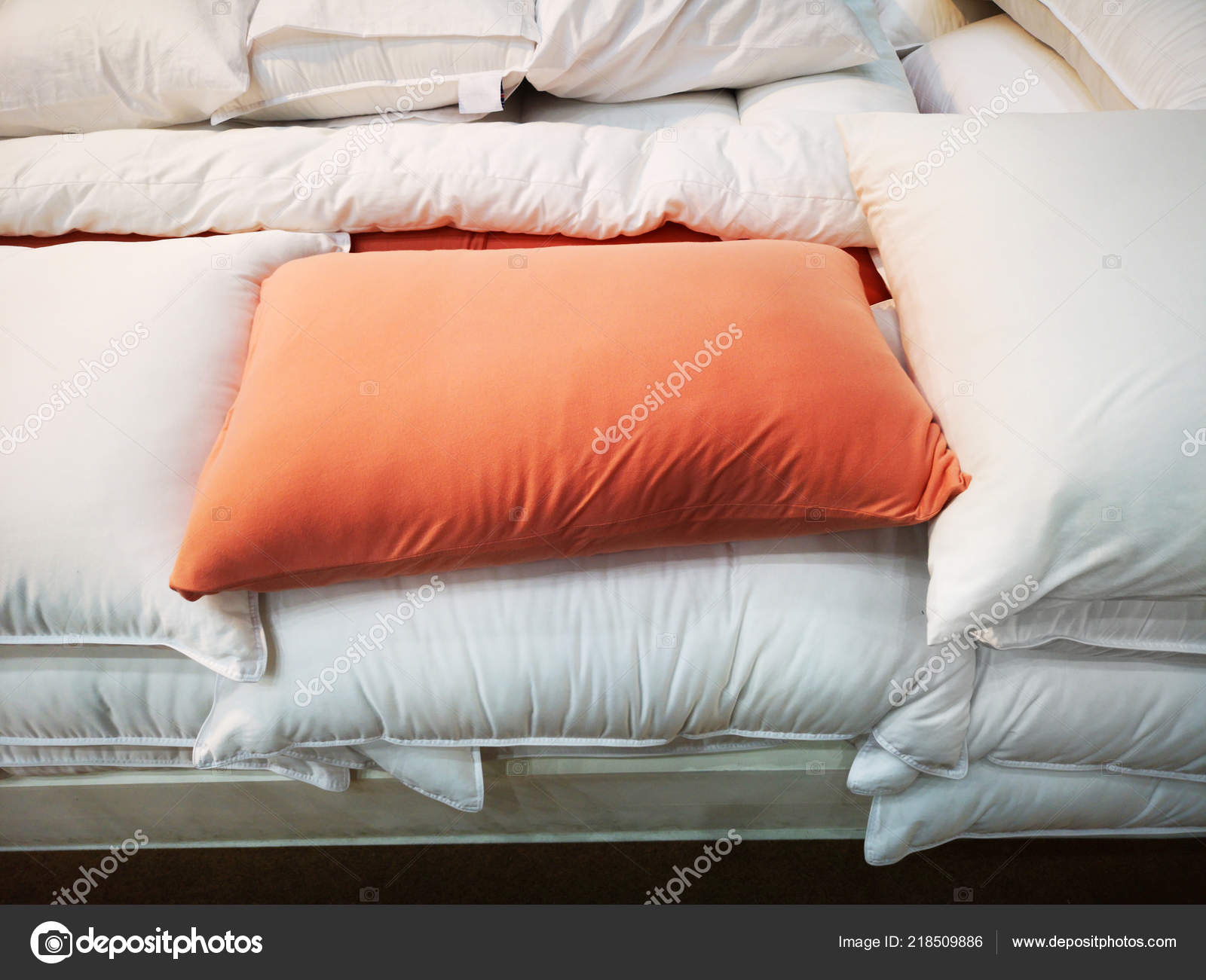 Pillow Store Stock Photo C Themorningstudio Gmail Com 218509886