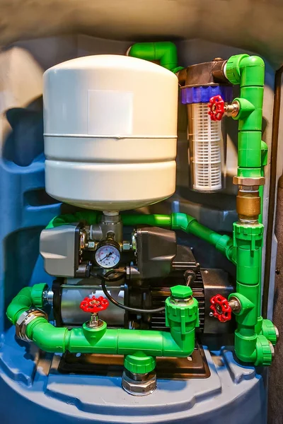 许多带有小型电动机的水泵 — 图库照片