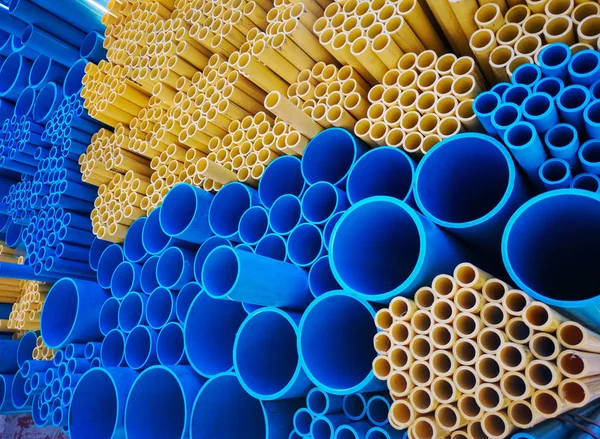 Синьо Жовті Пвх Труби — стокове фото