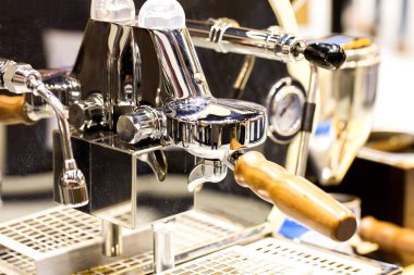 kahve makinesinin kullanıma hazır