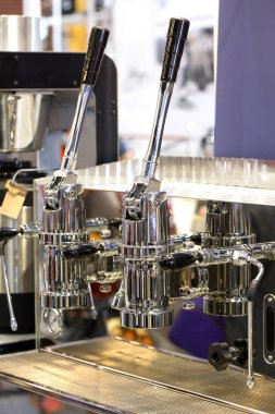 kahve makinesinin kullanıma hazır