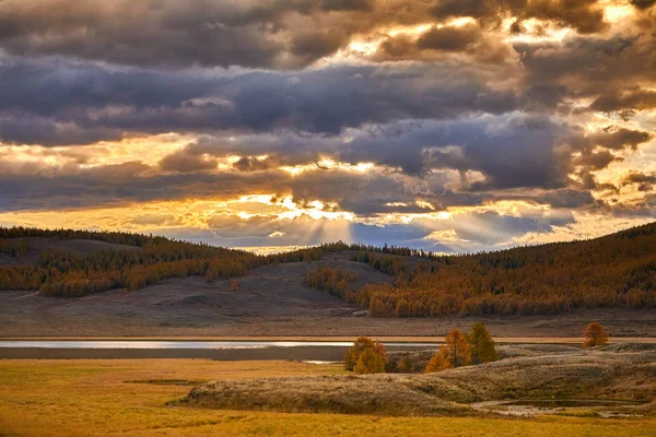 Paisaje de otoño. Belleza de la naturaleza concepto fondo . — Foto de Stock