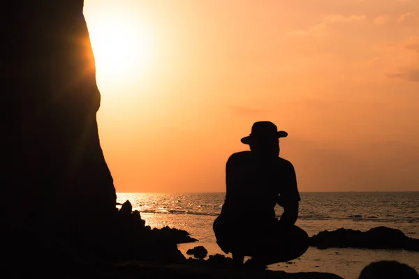 Silhouette Love to travel Adventure Travel  in Phuket Thailand