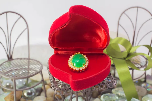 Jade Goldschmuck Mit Natürlichem Diamanten Ein Frisches Komfortables Konzept Minimaler — Stockfoto